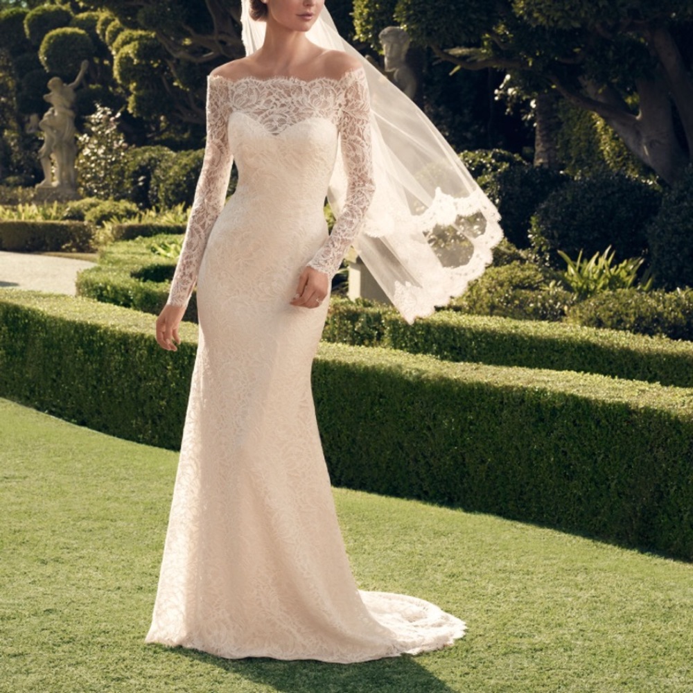 Casablanca 2169 wedding dress.